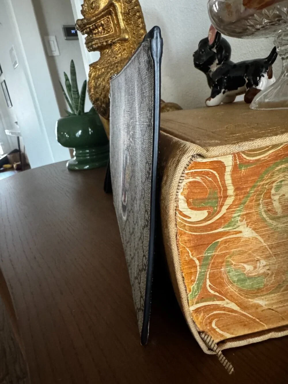 Gucci GG Supreme “L’Aveugle Par Amour” Tiger Zip Pouch / Clutch - Picture 3 of 12